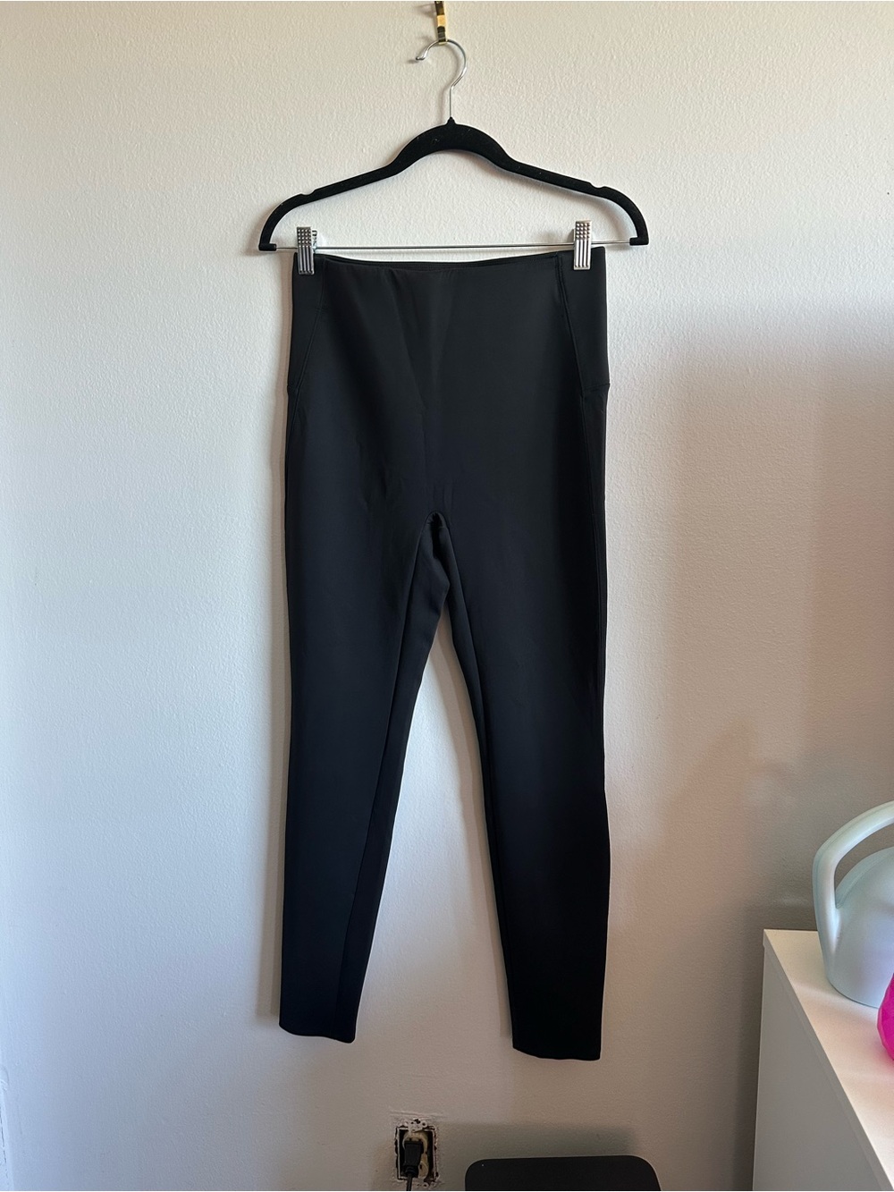 SPANXshape Scuba Dressy Leggings Black Medium M 21701R